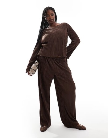 Premium plisse wide sve top & wide leg trouser co-ord in chocolate brown