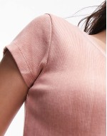 acid wash v neck tee in pink