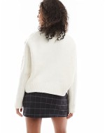 notch front tailored skirt in dark grey melange with windowpane check