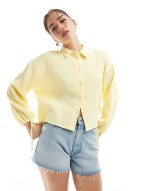 cropped textured shirt